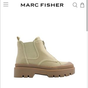 Marc Fisher Lyle Lugsole Zip Front Bootie Size 9